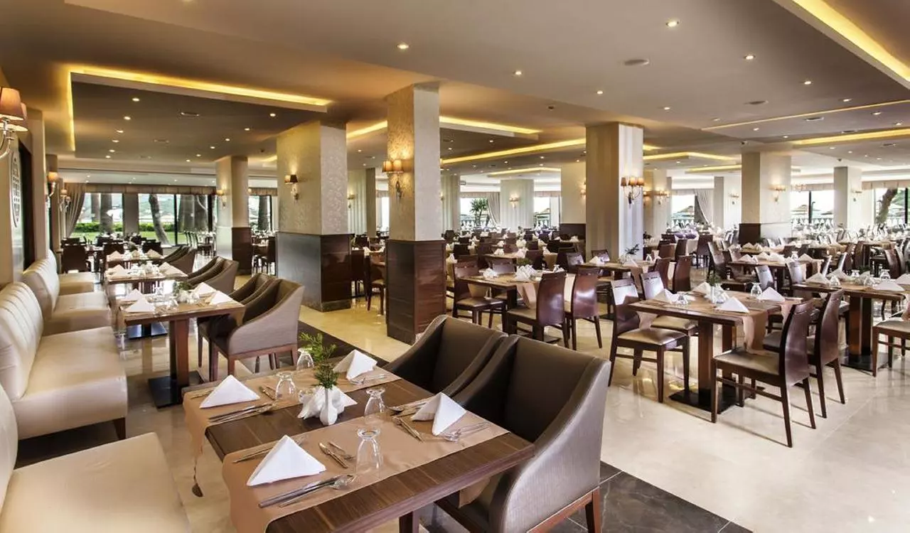 TUSANBEACH_SHABAVIZ (20).jpg